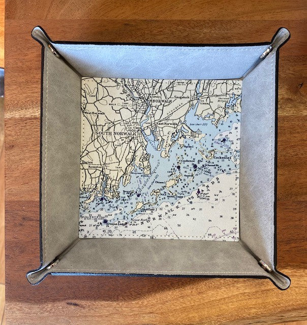 Norwalk Chart 8SQ Men's Valet